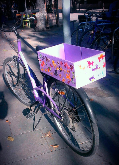 Bicicleta puzzle aparcada - Puzzlemania Barcelona