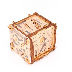 Cluebox Cambridge Labyrinth