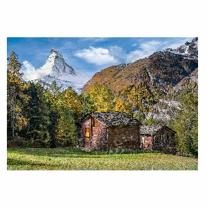 Cabaña entre las montañas