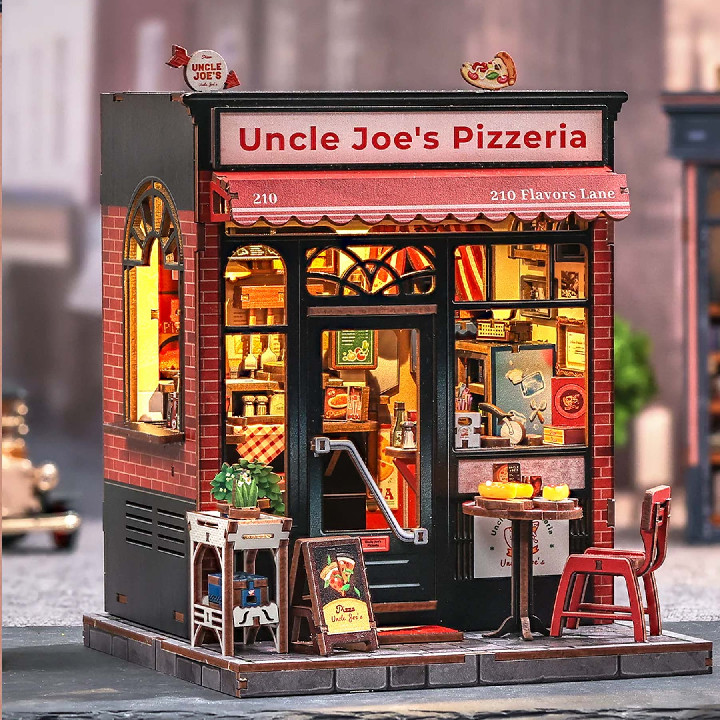 Casa minitura Uncle`s Pizzeria ( Ref:  CWGC210 )