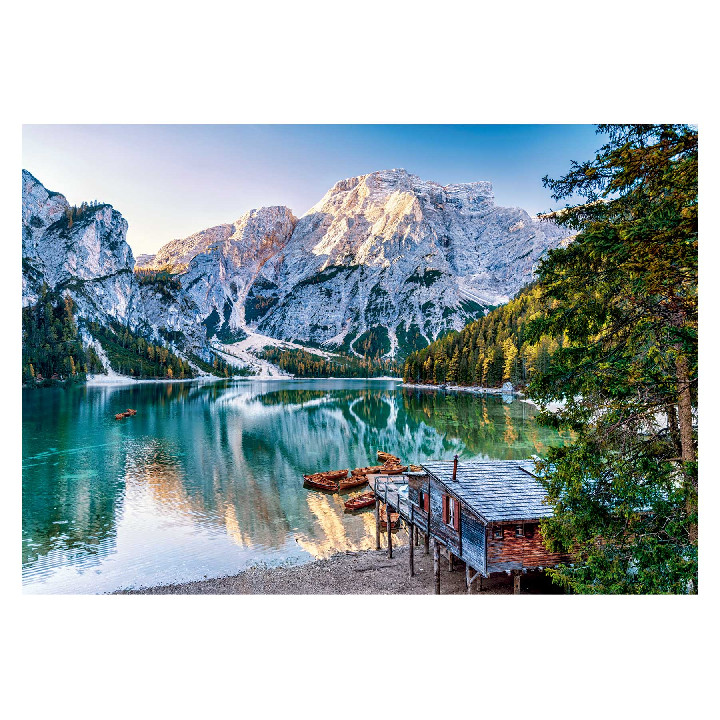 Lago Braies Dolomitas Italia